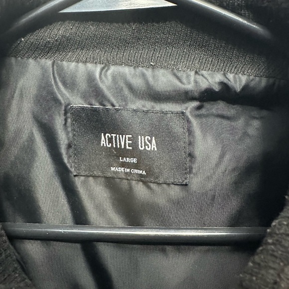 Active USA Black Quilted Vest with Gold Accents - Picture 2 of 3